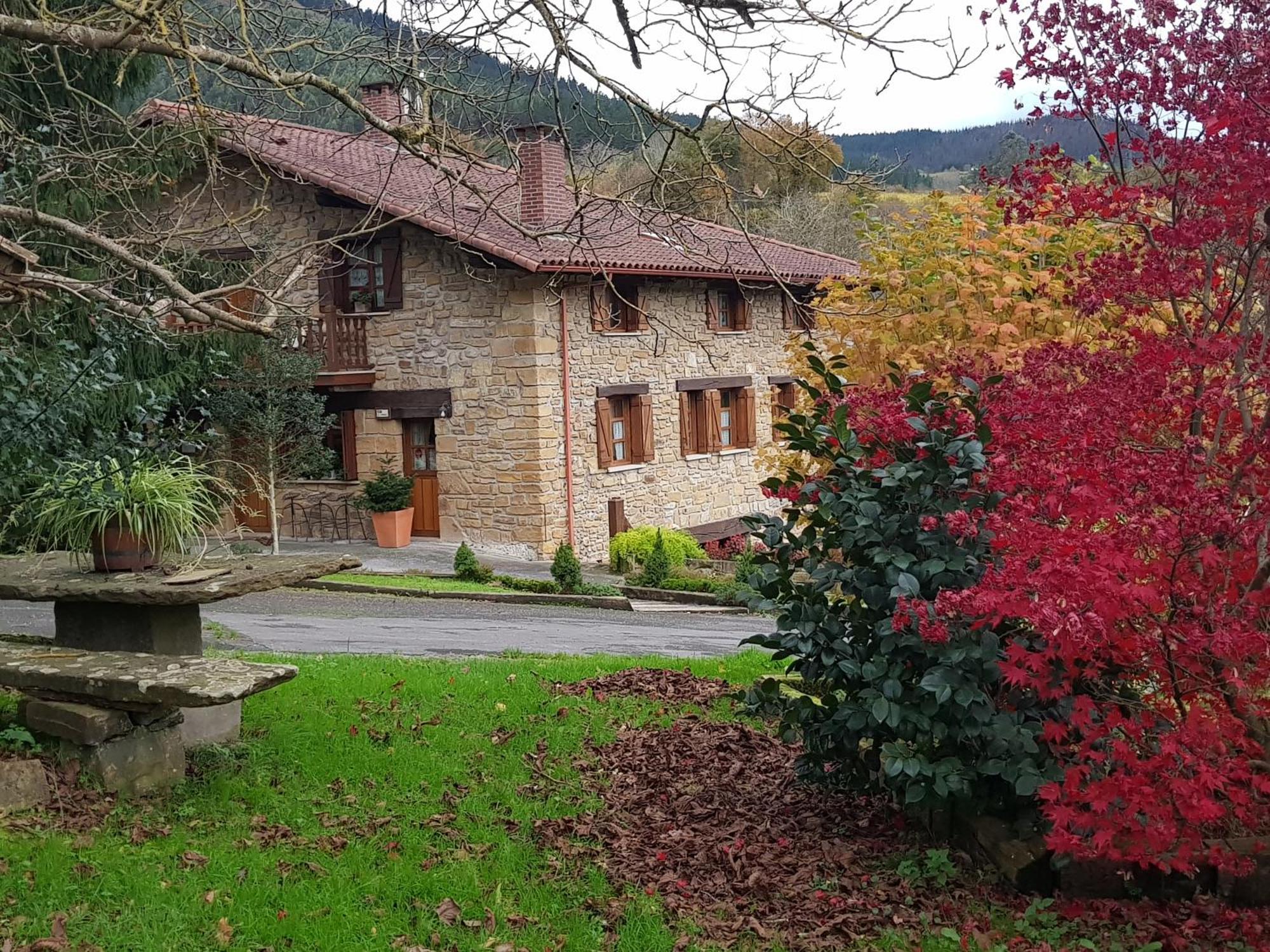 Agroturismo Iberreko Errota Muxika ภายนอก รูปภาพ